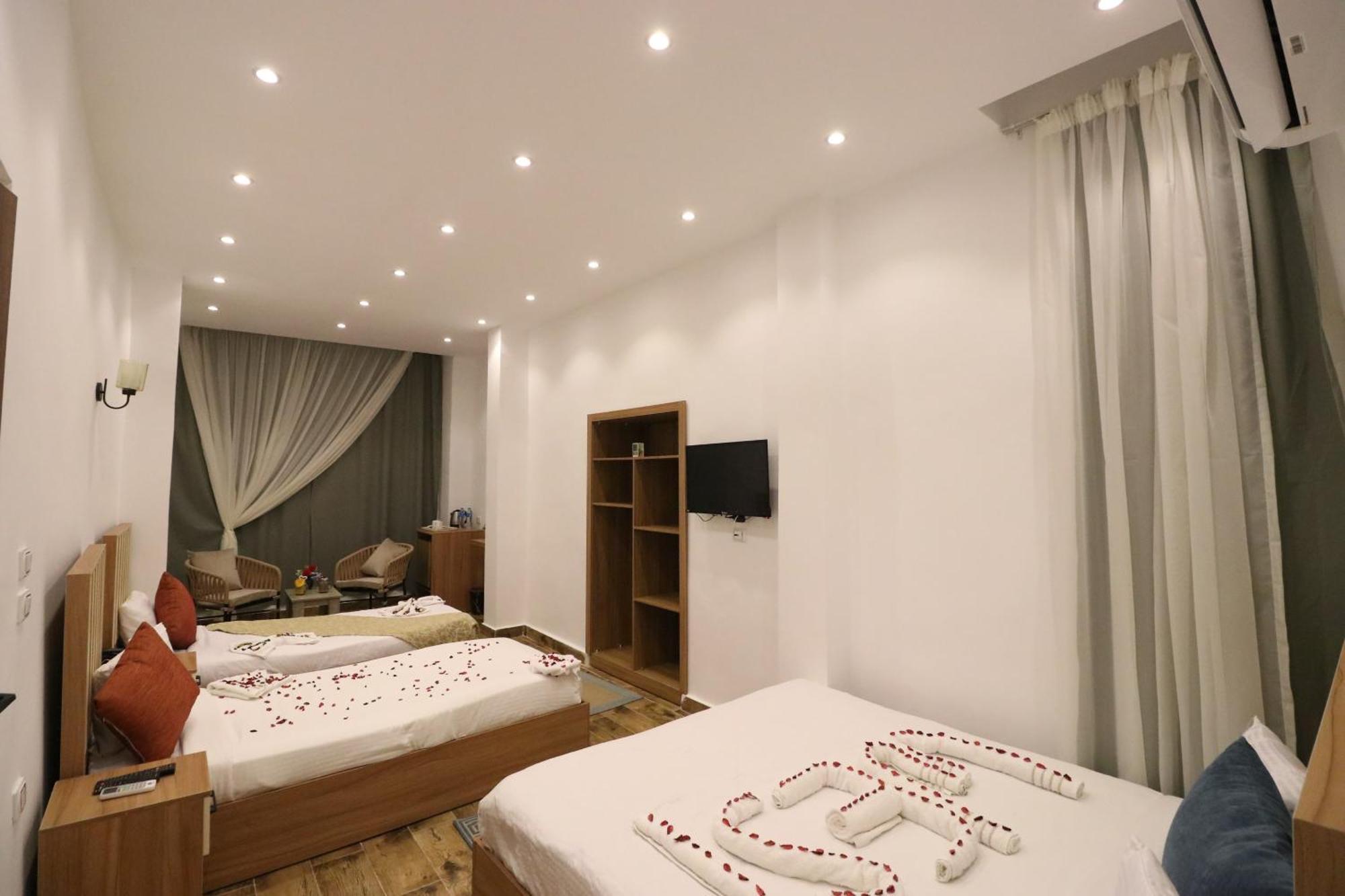West Pyramids Hotel Kafrat al Jabal Exterior photo